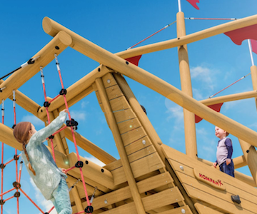 Children playing in new David Livingstone Birthplace Playpark